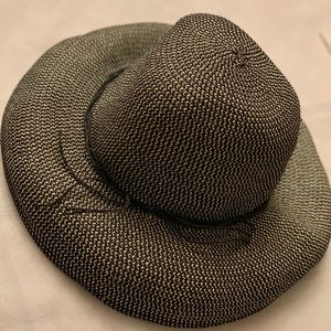 Rolled Edge Beach Hat